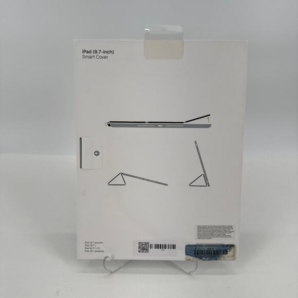 New Apple Smart Cover for iPad 9.7 5th/6th Gen, Black - Picture 2 of 2